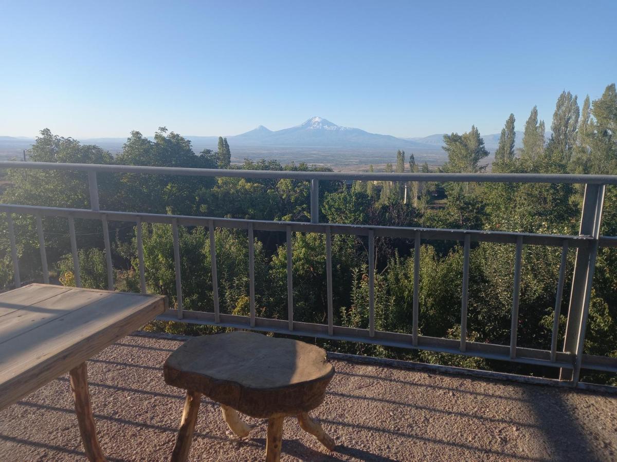 Byurakan Guesthouse & Cottage Dış mekan fotoğraf
