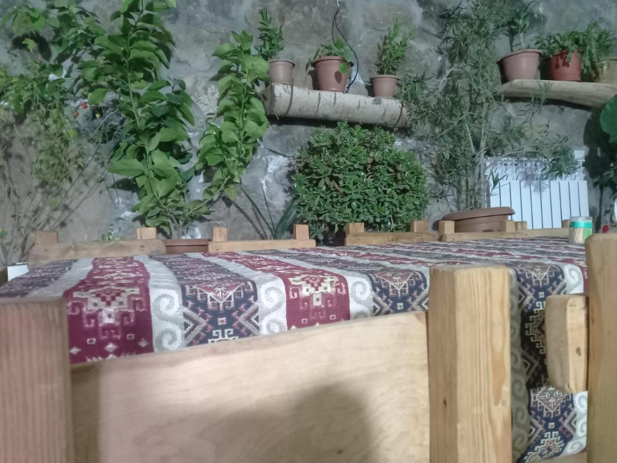 Byurakan Guesthouse & Cottage Dış mekan fotoğraf