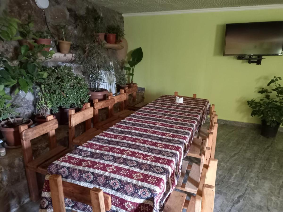 Byurakan Guesthouse & Cottage Dış mekan fotoğraf
