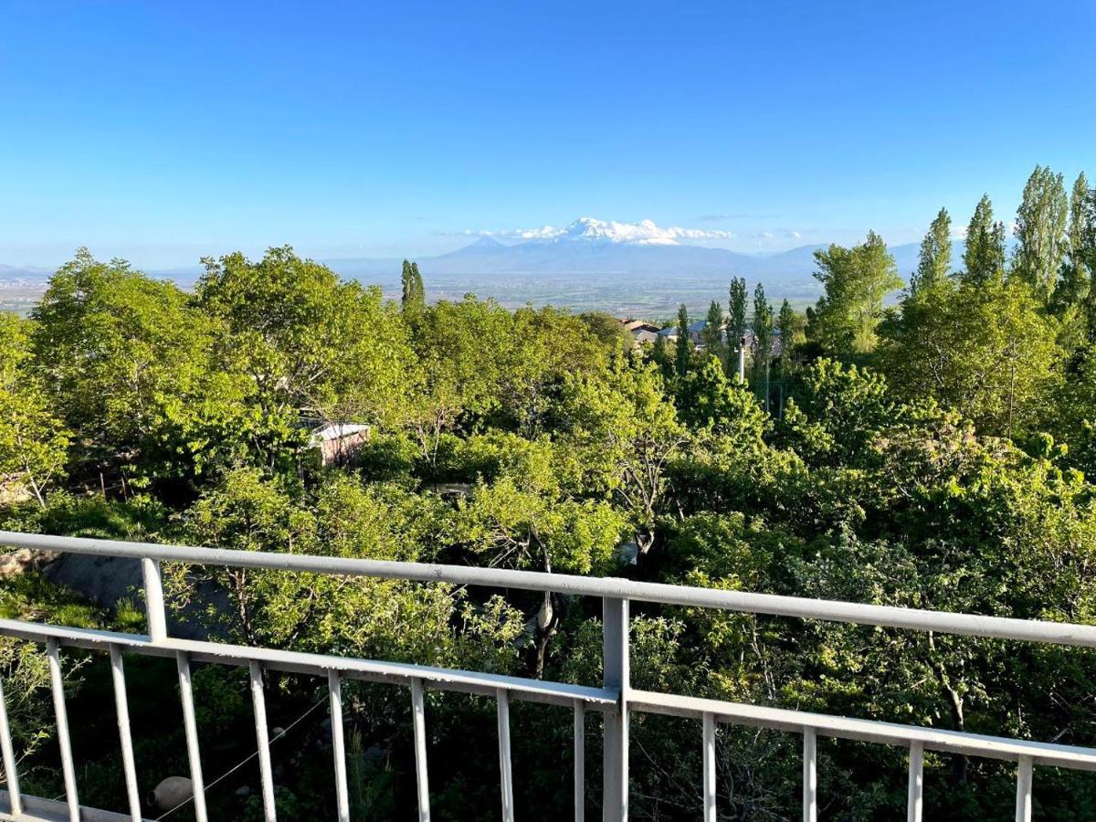 Byurakan Guesthouse & Cottage Dış mekan fotoğraf